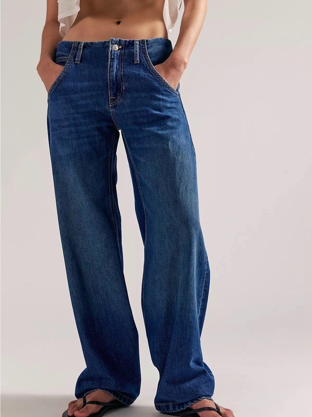 We the Free Media Flare Jeans (current) $148 NWT - Picture 4 of 6